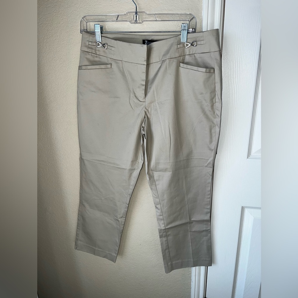 7th Avenue Khakis
